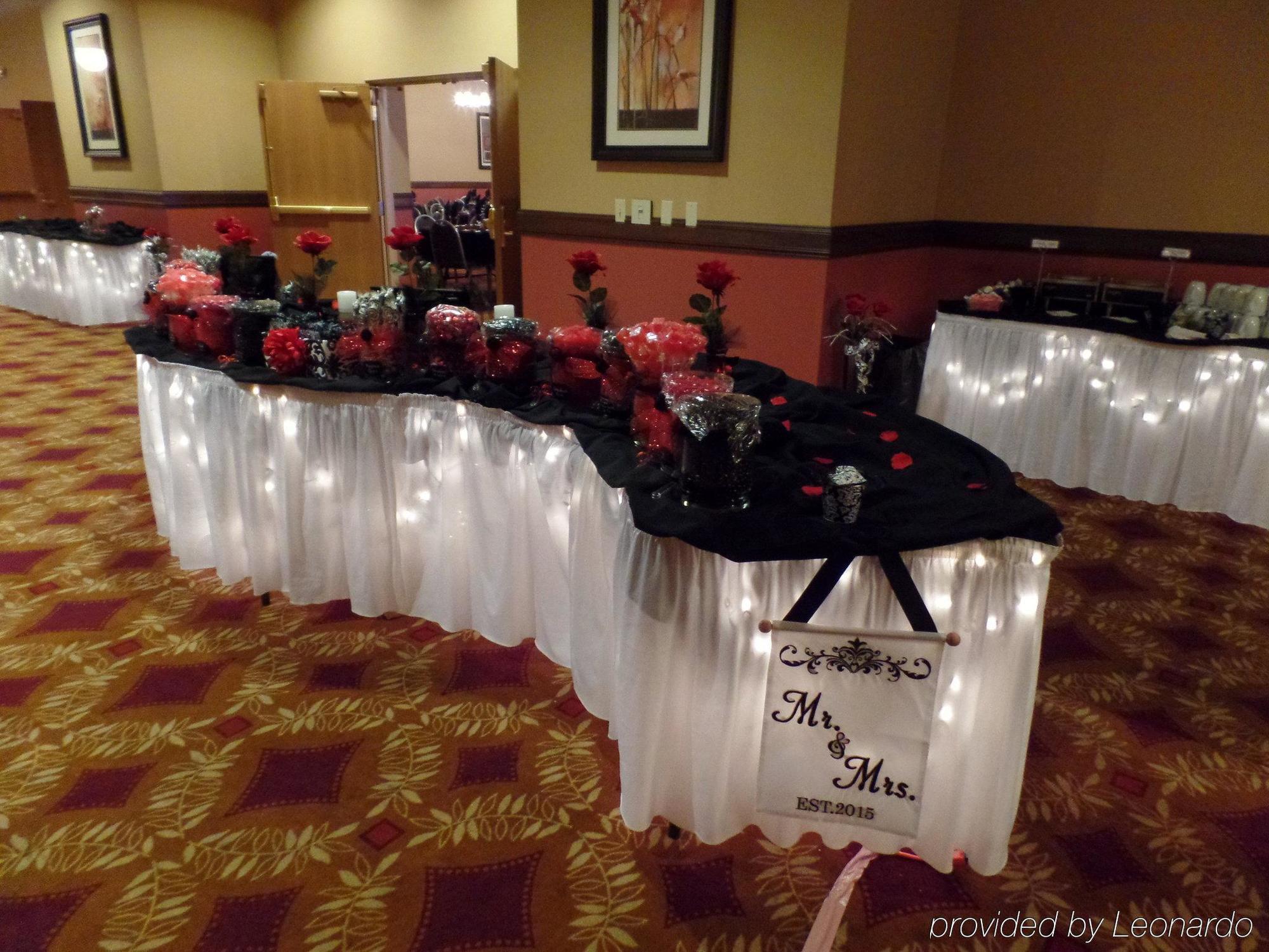 Holiday Inn Hotel & Suites Owatonna المظهر الخارجي الصورة