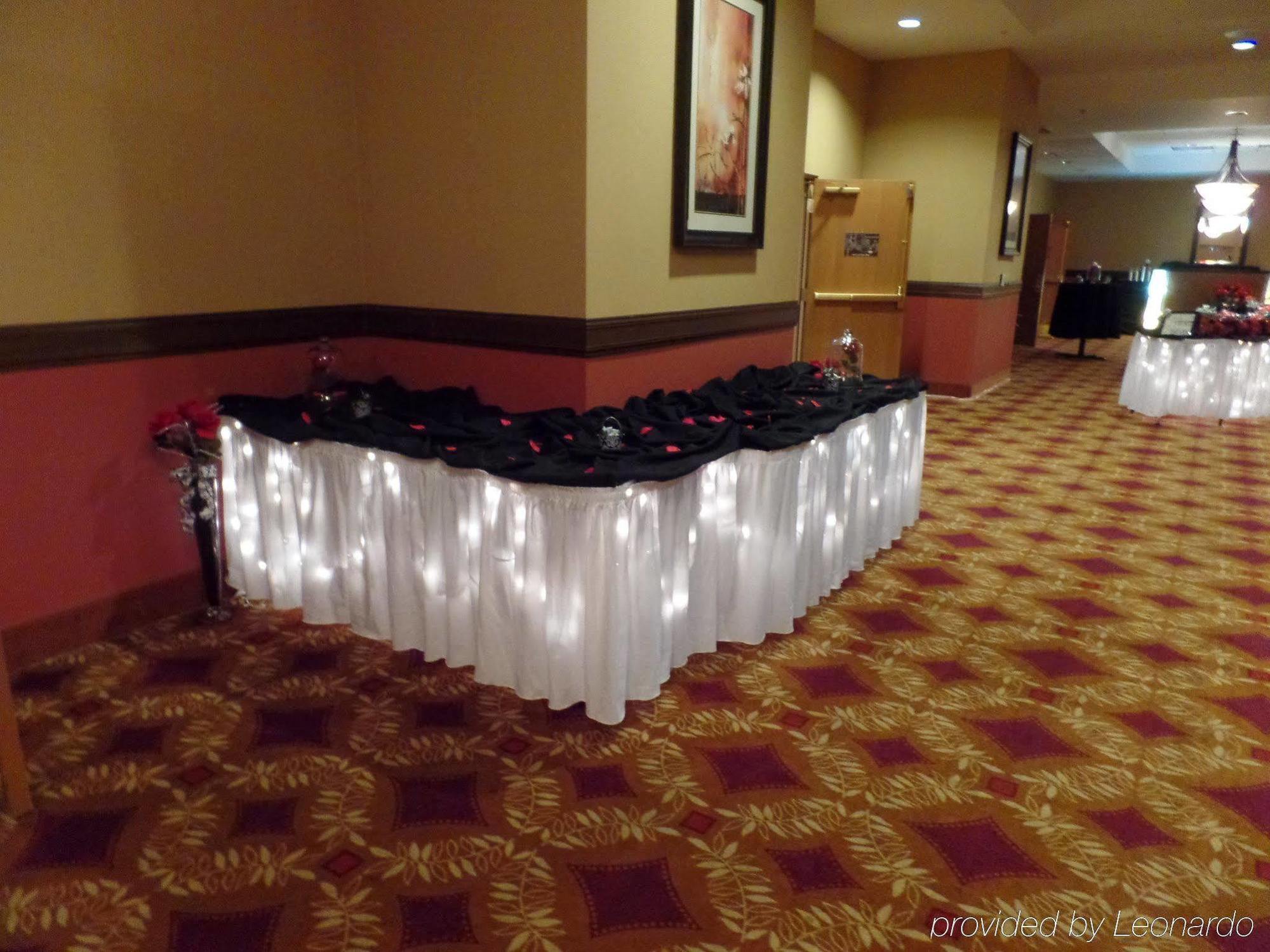 Holiday Inn Hotel & Suites Owatonna المظهر الخارجي الصورة